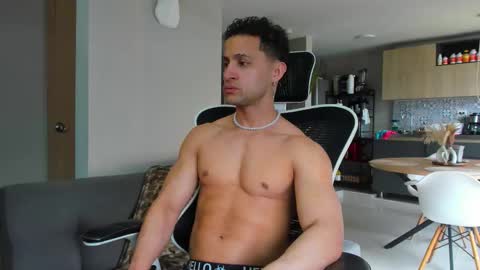 Snapshot of paul_reyborg chatting on 11.21.25 Paul online show from 11.21.25