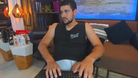 Snapshot of paul_rivera chatting on 02.13.25 Paul Rivera online show from 02.13.25