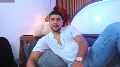 Snapshot of paul_rivera chatting on 11.20.25 Paul Rivera online show from 11.20.25