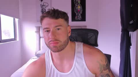 Snapshot of paul_roger chatting on 02.18.25 PAUL ROGER online show from 02.18.25