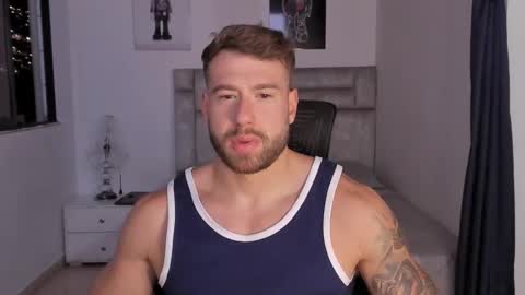 Snapshot of paul_roger chatting on 09.13.25 PAUL ROGER online show from 09.13.25