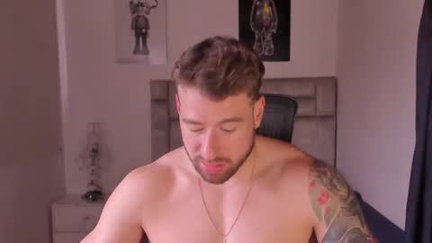 PAUL ROGER online show from 01.09.26