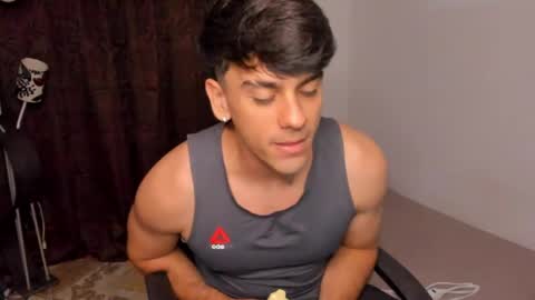 Snapshot of paul_w8 chatting on 06.03.26 Paul online show from 06.03.26