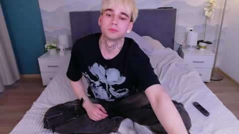 Paul online show from 04.01.26