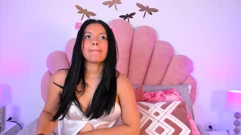 Snapshot of paula__evans chatting on 01.09.26 Paula online show from 01.09.26