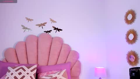 Snapshot of paula__evans chatting on 02.05.26 Paula online show from 02.05.26