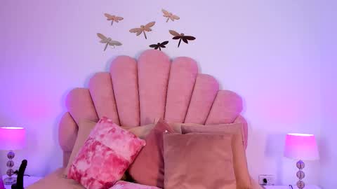 Snapshot of paula__evans chatting on 02.20.26 Paula online show from 02.20.26