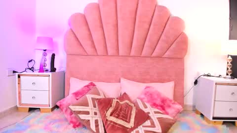 Snapshot of paula__evans chatting on 03.06.26 Paula online show from 03.06.26