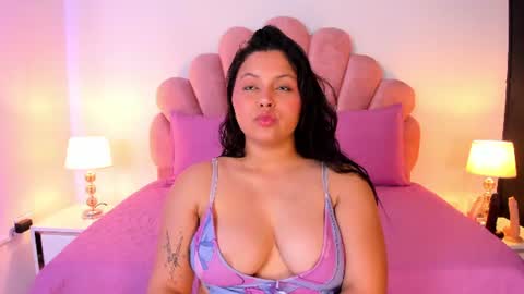 Snapshot of paula__evans chatting on 07.22.26 Paula online show from 07.22.26