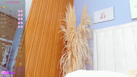 Snapshot of paula_brown18 chatting on 01.15.25 Pau online show from 01.15.25