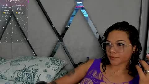 Snapshot of paula_daniela1 chatting on 01.21.25 Paula online show from 01.21.25