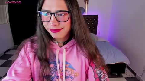 Snapshot of paula_kawaiifu chatting on 01.18.25 CALL ME PAULA online show from 01.18.25