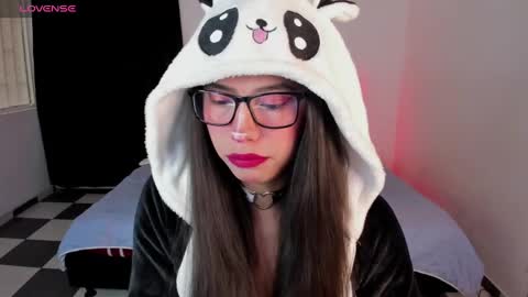 Snapshot of paula_kawaiifu chatting on 01.20.25 CALL ME PAULA online show from 01.20.25