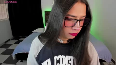 Snapshot of paula_kawaiifu chatting on 01.22.25 CALL ME PAULA online show from 01.22.25