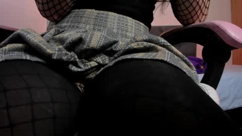 Snapshot of paula_kawaiifu chatting on 11.04.25 CALL ME PAULA online show from 11.04.25