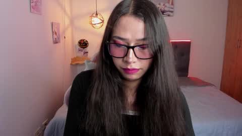 Snapshot of paula_kawaiifu chatting on 11.13.25 CALL ME PAULA online show from 11.13.25