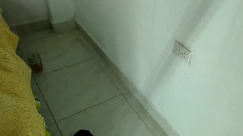 Snapshot of paula_wills chatting on 12.20.24 Yura independent model online show from 12.20.24