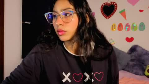 Snapshot of paulacutexs chatting on 04.18.26 Paula online show from 04.18.26