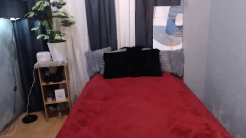 paulalawman online show from 03.15.26