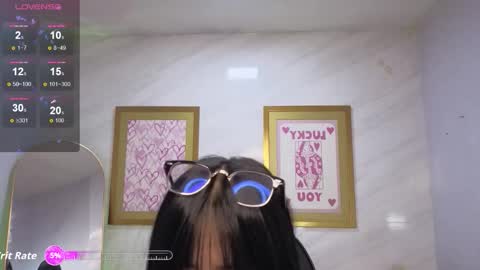 Live 800am 200pm COLOMBIAN HOUR online show from 12.17.25