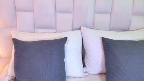 Paulina  online show from 12.20.25