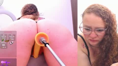 Paulina Davis  online show from 02.03.25