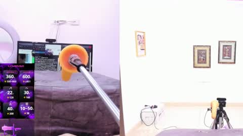 Paulina Davis  online show from 02.18.25