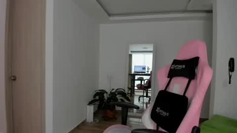 paulina online show from 02.20.25