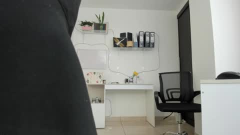 paulina online show from 04.28.26