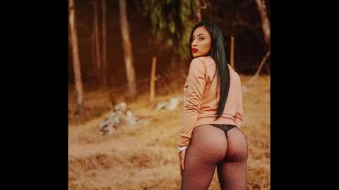 Snapshot of paulina_galvis2700 chatting on 01.08.25 paulina online show from 01.08.25