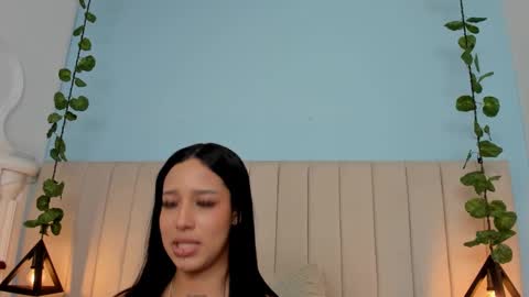 Snapshot of paulina_lopezz chatting on 02.19.25 PAULINA online show from 02.19.25
