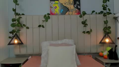 PAULINA  online show from 02.23.26