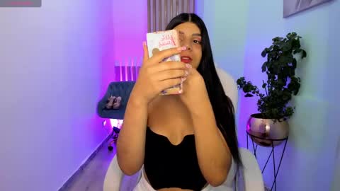 Paulina Belle online show from 02.06.25