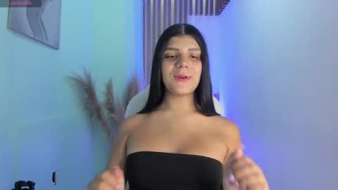 Paulina Belle online show from 11.23.25