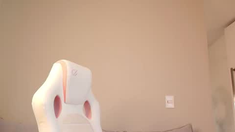 paulinne_clark online show from 03.24.26