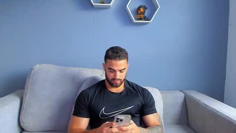 Paul Phoenix online show from 03.03.25