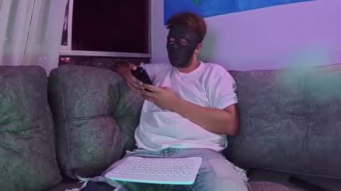 Snapshot of paulzacx chatting on 12.02.25 Paul ZacX online show from 12.02.25