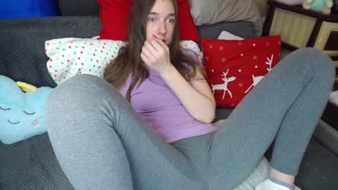 FOUNTAIN SQUIRT online show from 01.13.25