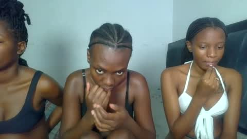 peach_ebonny online show from 06.26.26