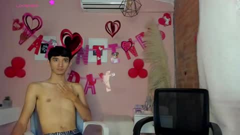 peach tyron online show from 02.15.25