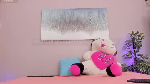 Snapshot of peachbrii chatting on 11.23.25 Briana online show from 11.23.25