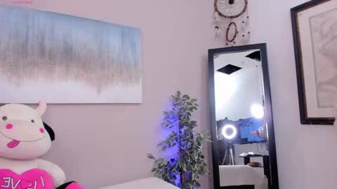 Snapshot of peachbrii chatting on 02.08.26 Briana online show from 02.08.26