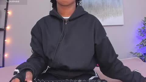 Snapshot of peachbrii chatting on 02.24.26 Briana online show from 02.24.26