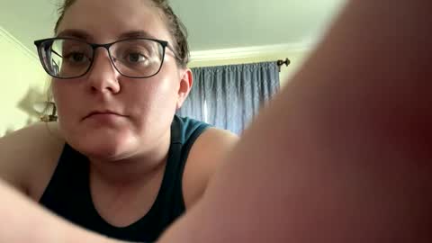 peachesbestfriend online show from 04.01.26