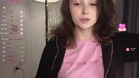 Snapshot of peachvibes chatting on 02.27.25 Lili online show from 02.27.25