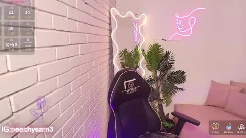 peachy_tay online show from 11.25.25