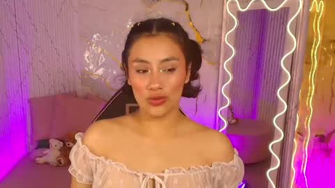 peachy_tay online show from 04.19.26