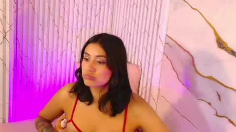 Snapshot of peachy_tay chatting on 04.29.26 peachy_tay online show from 04.29.26