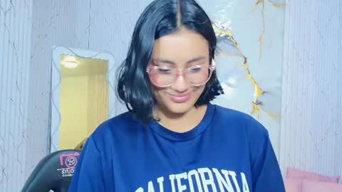 Snapshot of peachy_tay chatting on 07.19.26 peachy_tay online show from 07.19.26
