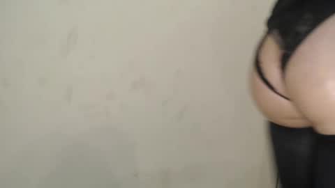 Snapshot of peachyass1239 chatting on 01.20.25 PeachyAss online show from 01.20.25